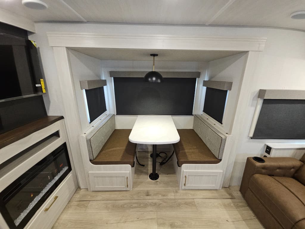 2026 Forest River 2026 Forest River Surveyor Legend - thumbnail 9