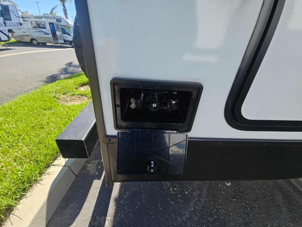 2026 Forest River 2026 Forest River Surveyor Legend - thumbnail 52