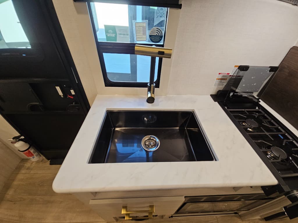 2026 Forest River 2026 Forest River Surveyor Legend - thumbnail 20