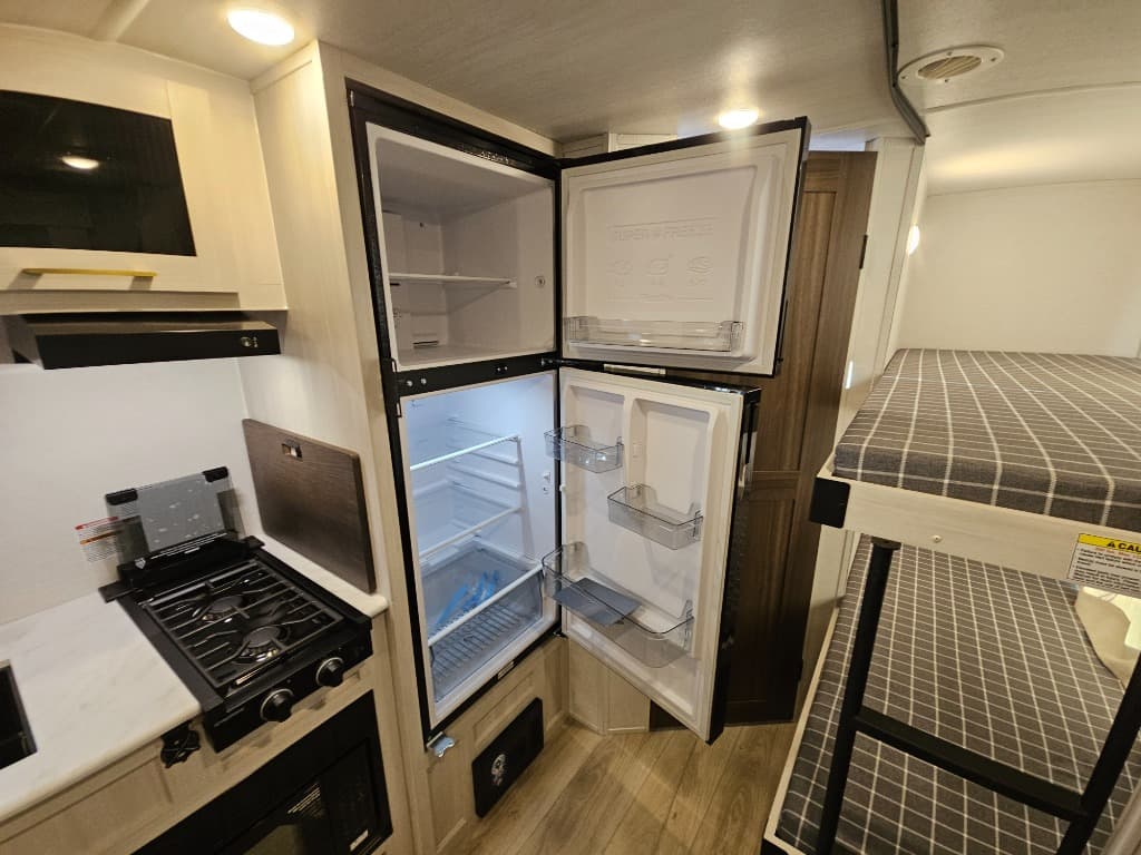 2026 Forest River 2026 Forest River Surveyor Legend - thumbnail 24