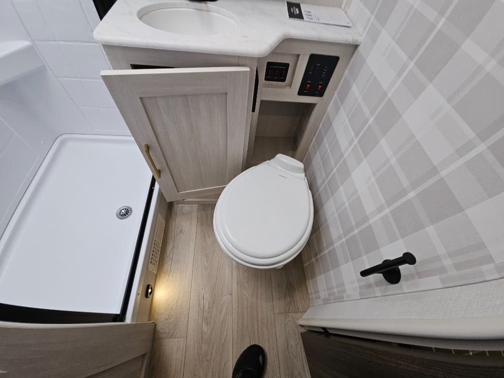 2026 Forest River 2026 Forest River Surveyor Legend - thumbnail 28