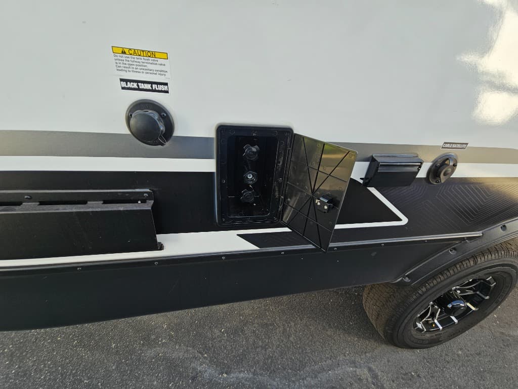 2026 Forest River 2026 Forest River Surveyor Legend - thumbnail 40