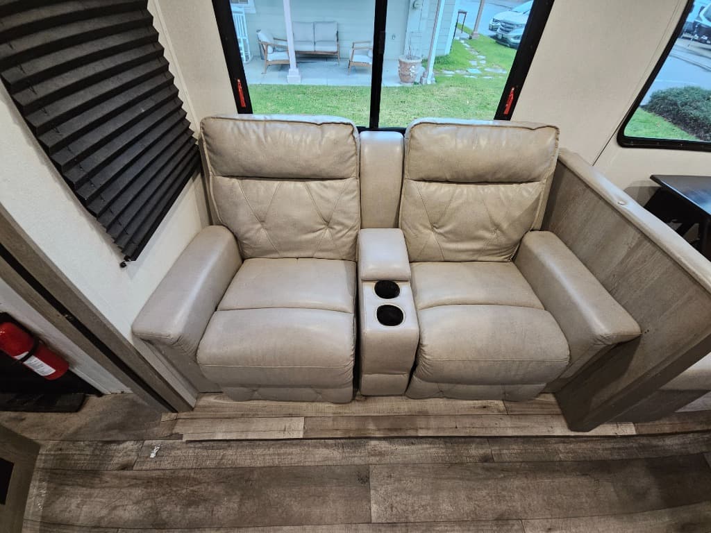 2021 Keystone RV 2021 Keystone RV Outback Ultra-Lite - thumbnail 11