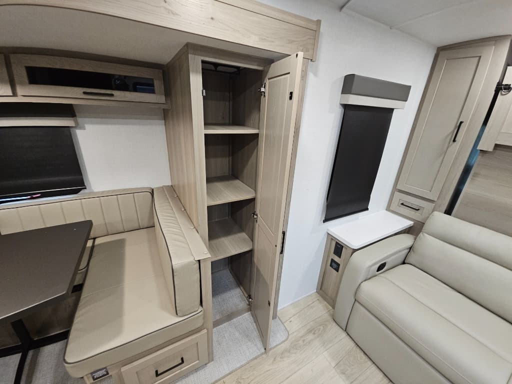 2026 Forest River 2026 Forest River Flagstaff Micro Lite - thumbnail 10