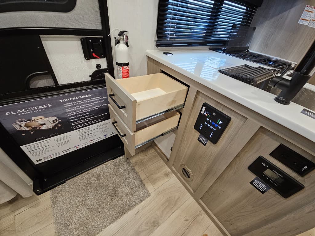 2026 Forest River 2026 Forest River Flagstaff Micro Lite - thumbnail 25
