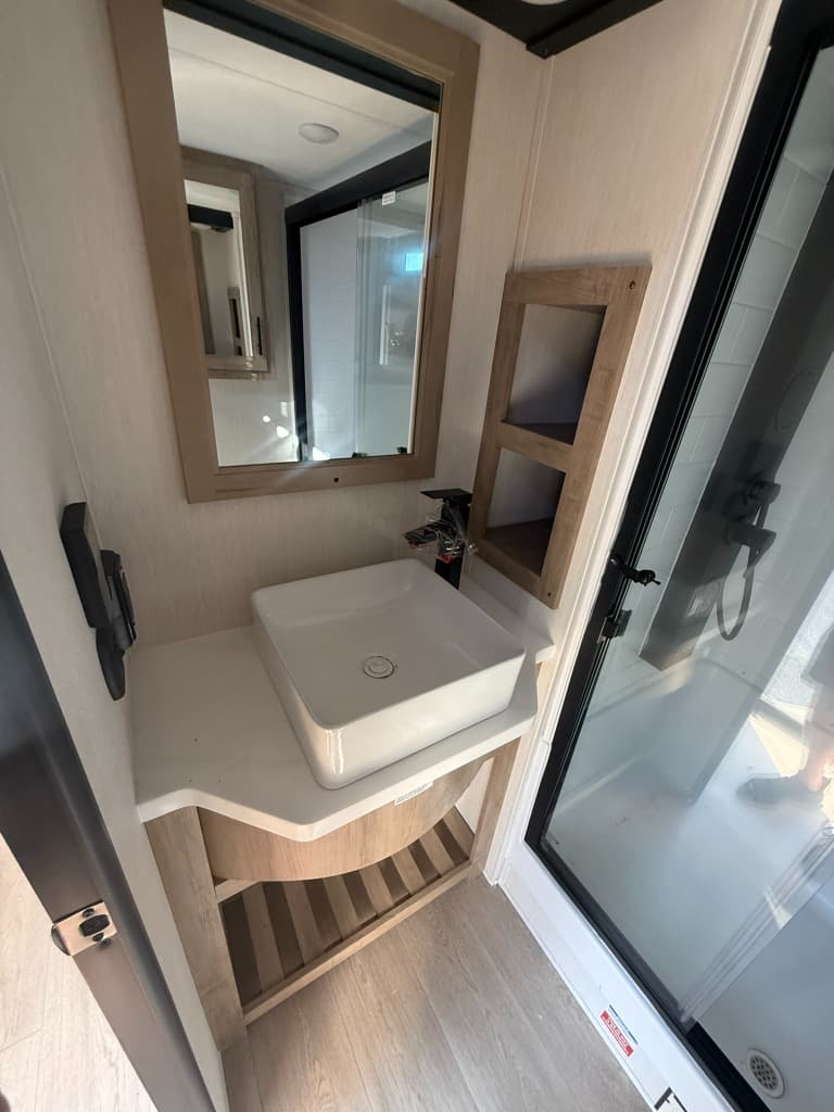 2026 Forest River 2026 Forest River Cherokee Timberwolf Black Label Destination Trailer - thumbnail 7