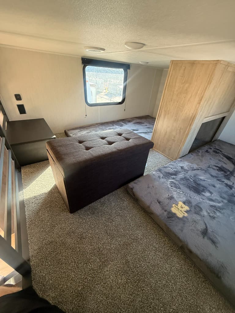 2026 Forest River 2026 Forest River Cherokee Timberwolf Black Label Destination Trailer - thumbnail 20