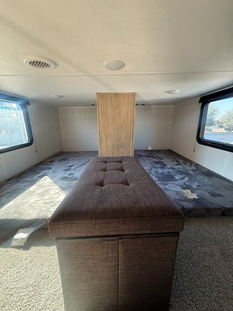 2026 Forest River 2026 Forest River Cherokee Timberwolf Black Label Destination Trailer - thumbnail 24