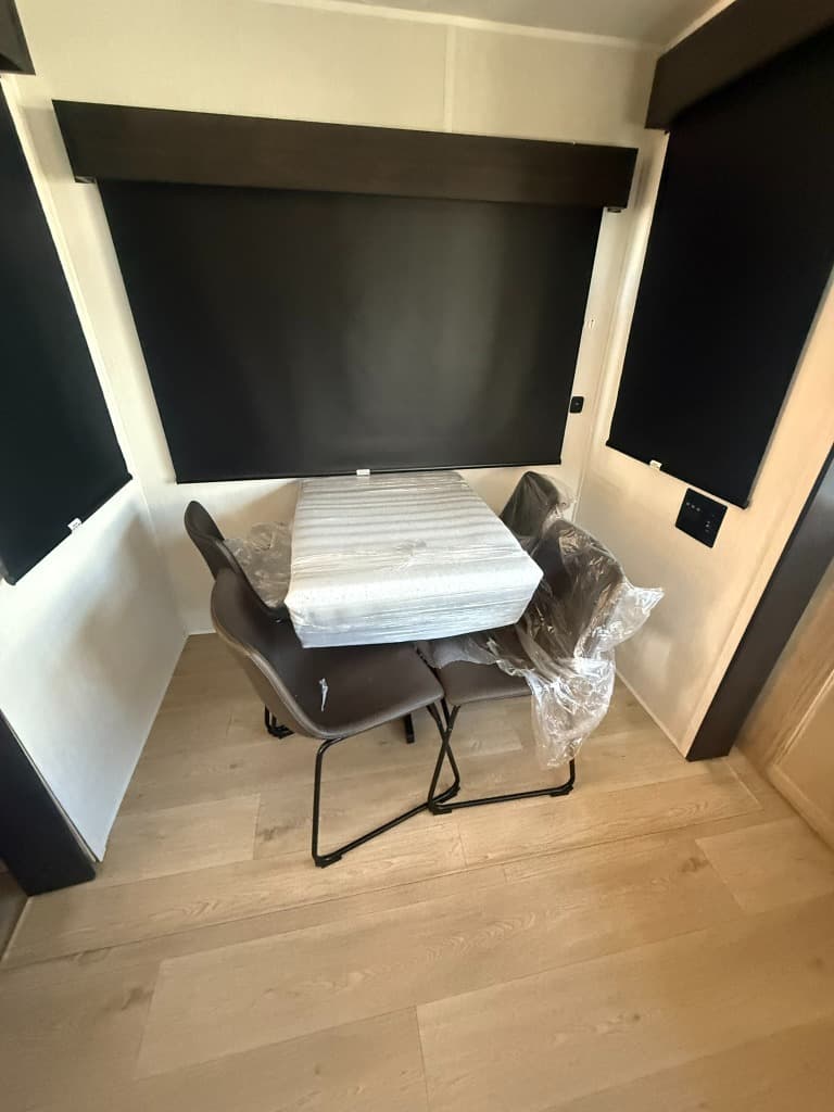 2026 Forest River 2026 Forest River Cherokee Timberwolf Black Label Destination Trailer - thumbnail 32