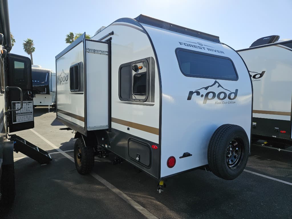 2026 Forest River 2026 Forest River R-Pod - thumbnail 5