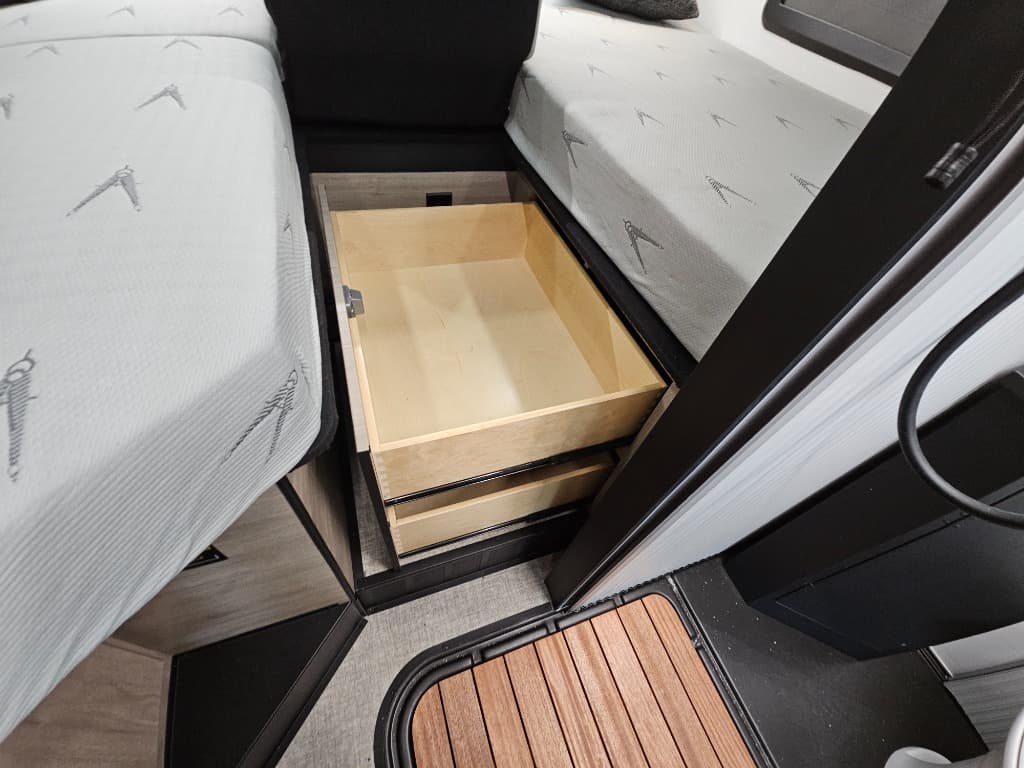 2026 Grand Design 2026 Grand Design Lineage Series M - thumbnail 30