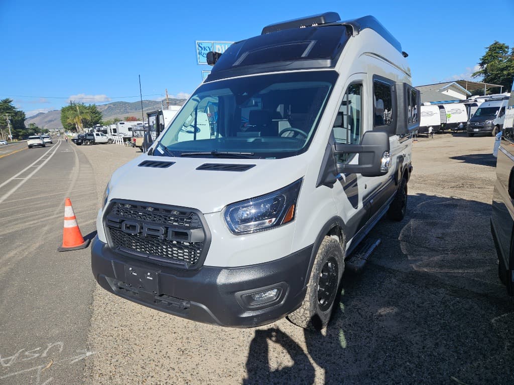 2026 Grand Design 2026 Grand Design Lineage Series Vt - thumbnail 6