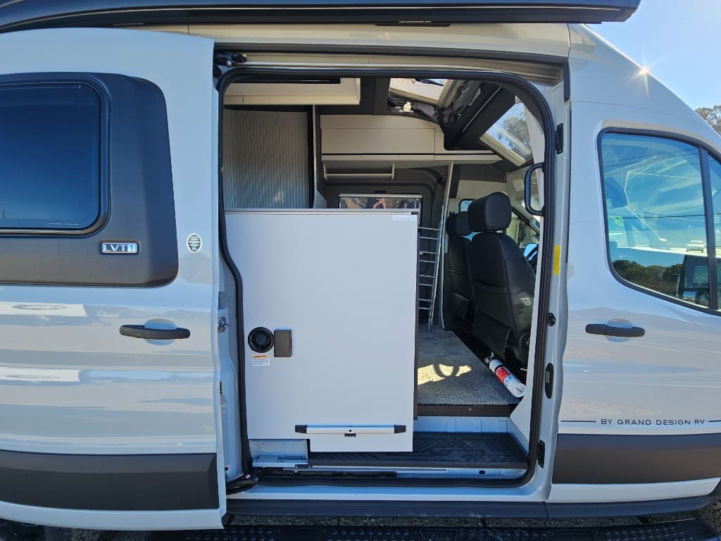 2026 Grand Design 2026 Grand Design Lineage Series Vt - thumbnail 10