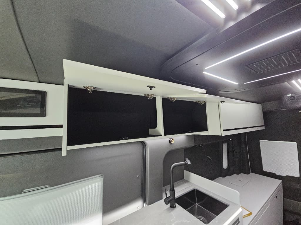 2026 Grand Design 2026 Grand Design Lineage Series Vt - thumbnail 26