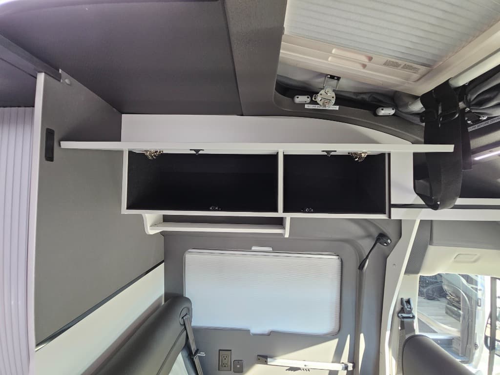 2026 Grand Design 2026 Grand Design Lineage Series Vt - thumbnail 9