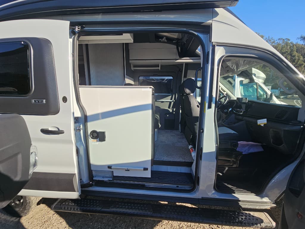 2026 Grand Design 2026 Grand Design Lineage Series Vt - thumbnail 36