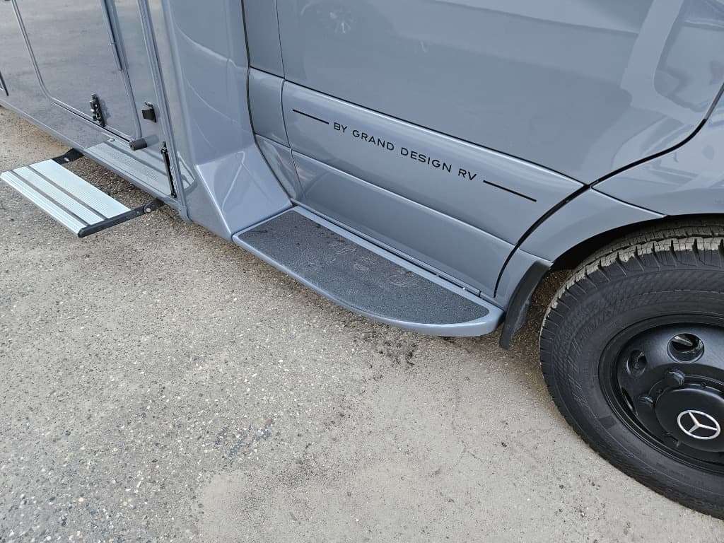 2026 Grand Design 2026 Grand Design Lineage Series M - thumbnail 45