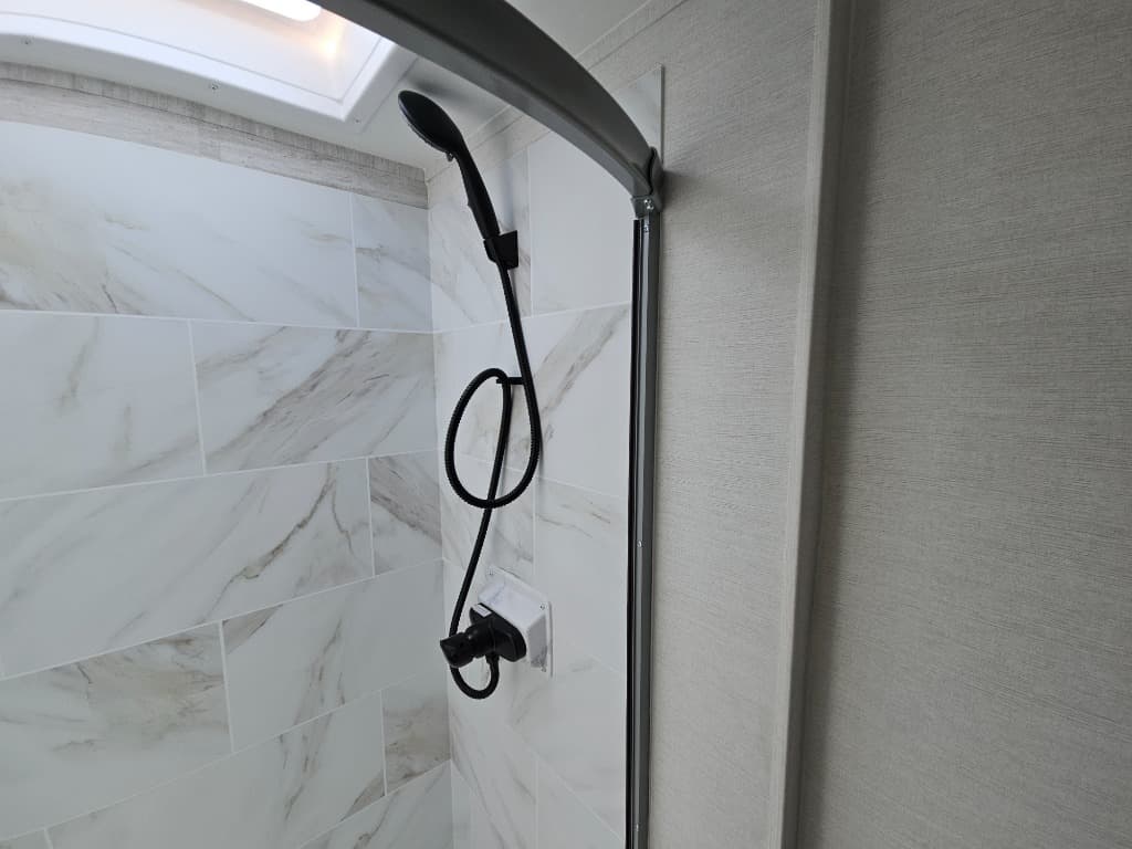 2025 Gulf Stream 2025 Gulf Stream Conquest - thumbnail 17