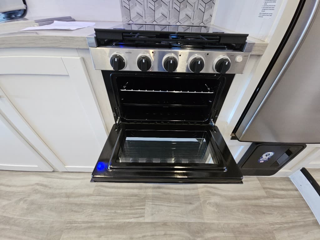 2026 Gulf Stream 2026 Gulf Stream Conquest Class C - thumbnail 33