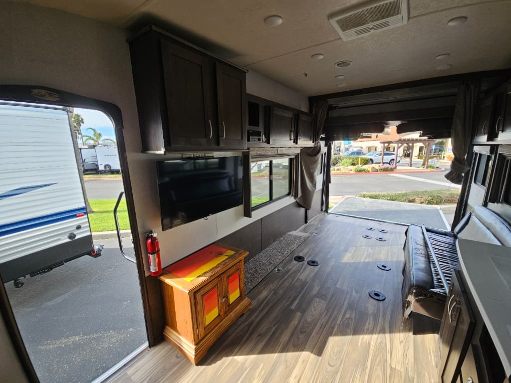 2019 Forest River 2019 Forest River Stealth - thumbnail 9