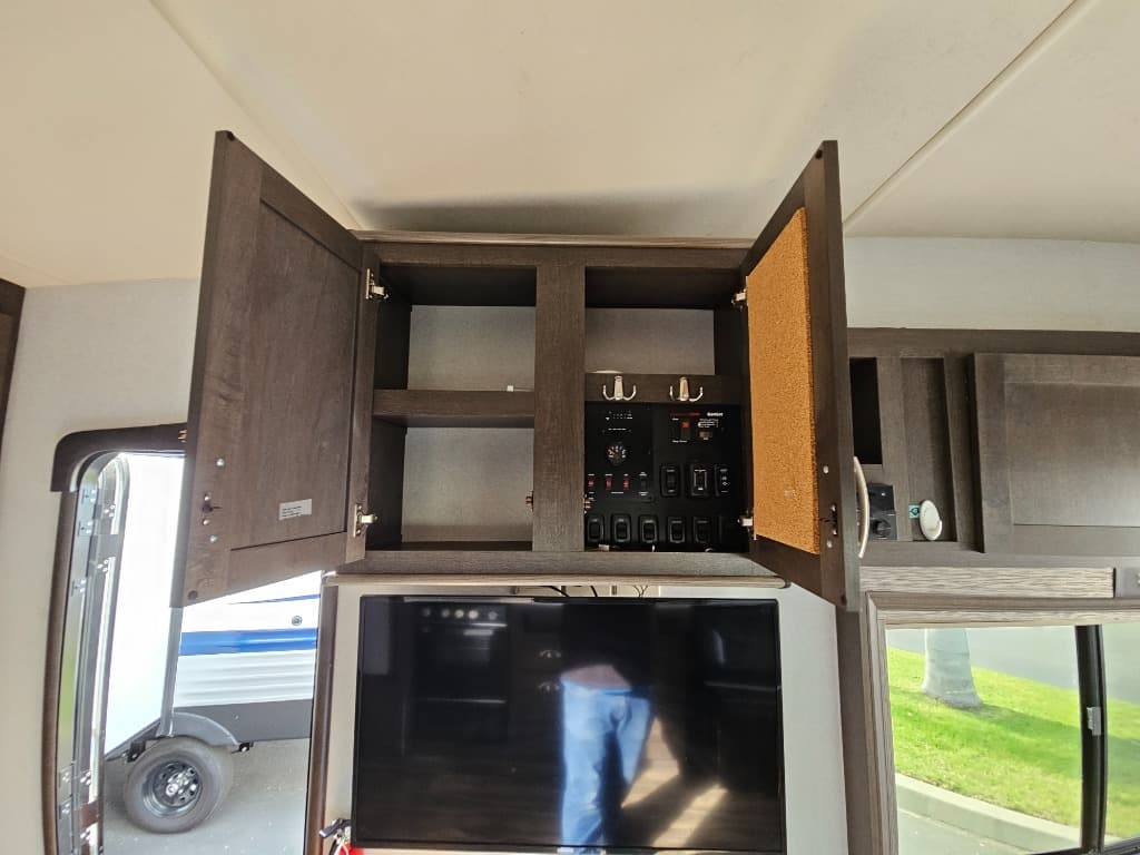 2019 Forest River 2019 Forest River Stealth - thumbnail 18