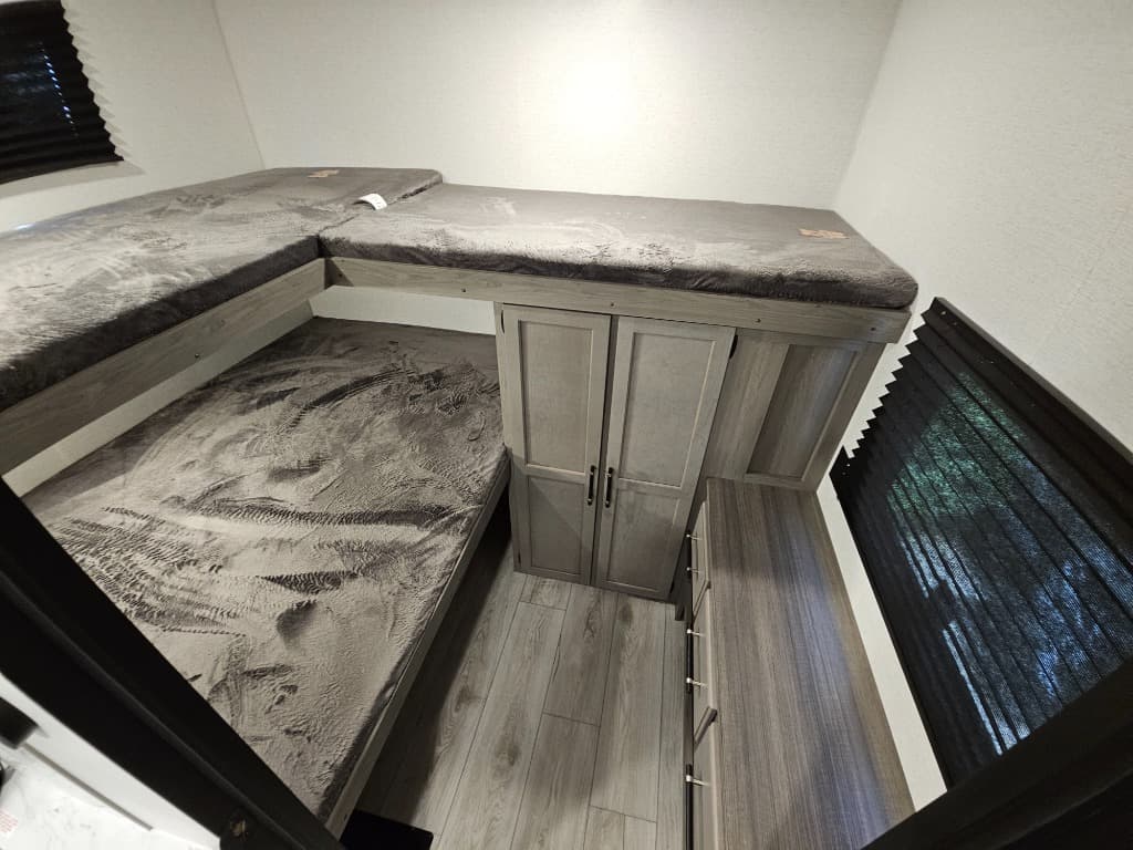 2025 Keystone RV 2025 Keystone RV Hideout - thumbnail 21