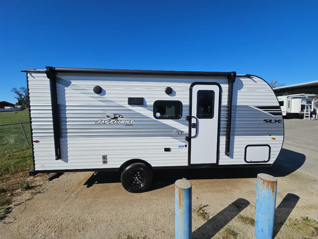 2025 Jayco 2025 Jayco Jay Flight SLX - thumbnail 3