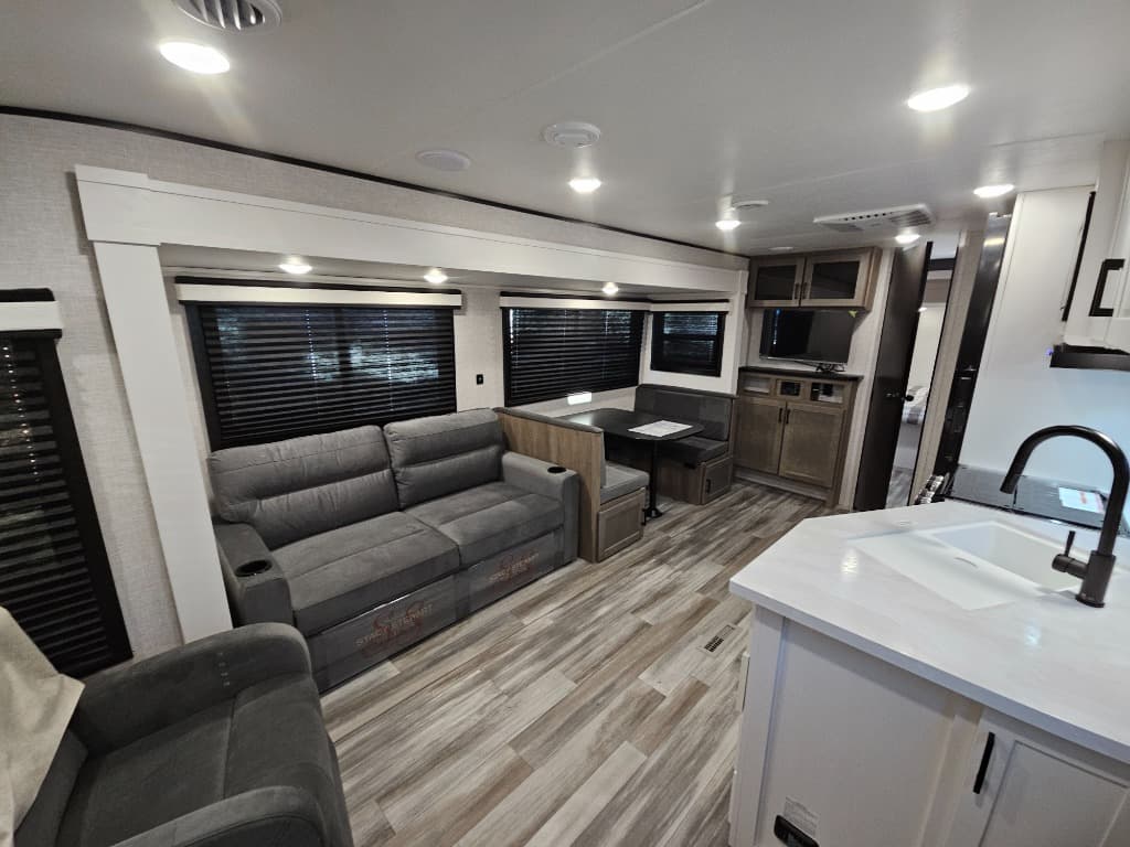 2025 Jayco 2025 Jayco Jay Flight SLX - thumbnail 5