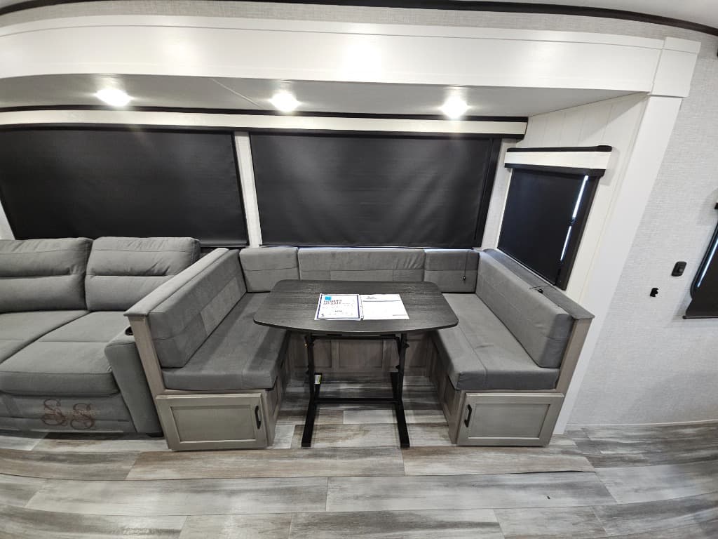 2025 Jayco 2025 Jayco Jay Feather - thumbnail 8