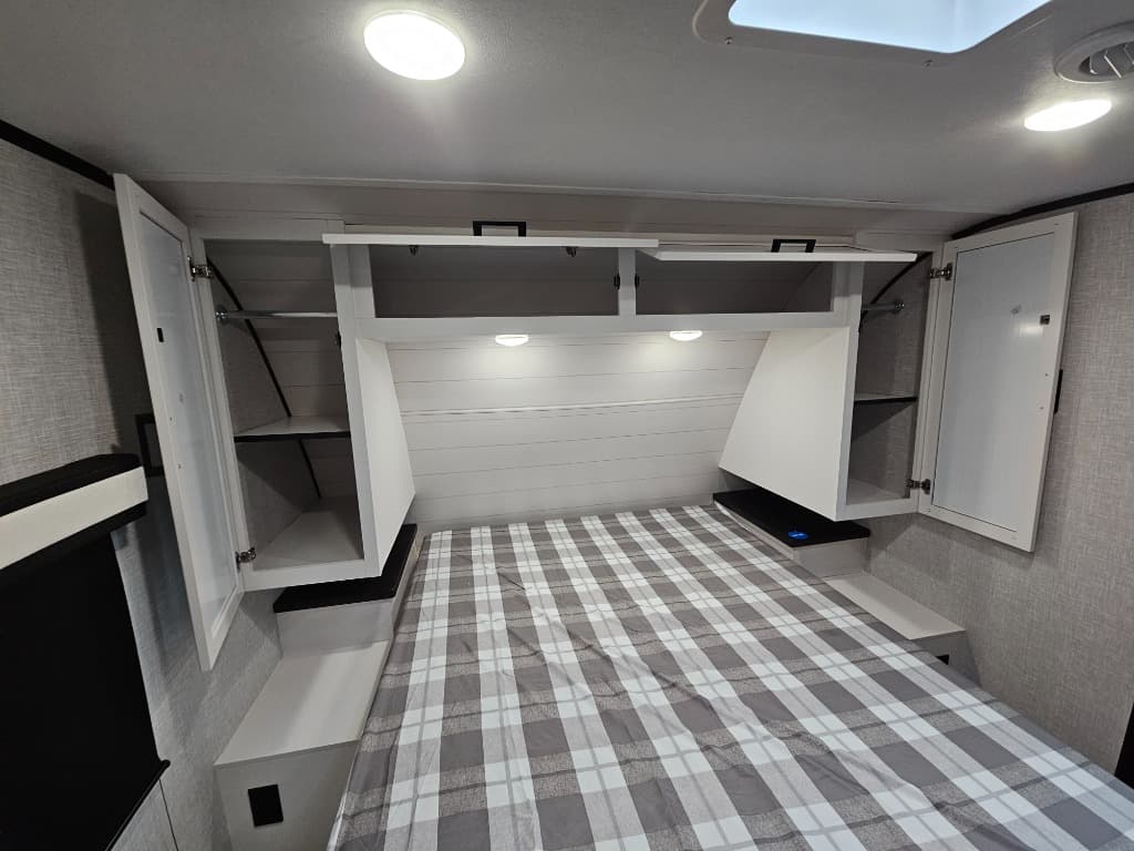 2025 Jayco 2025 Jayco Jay Feather - thumbnail 14