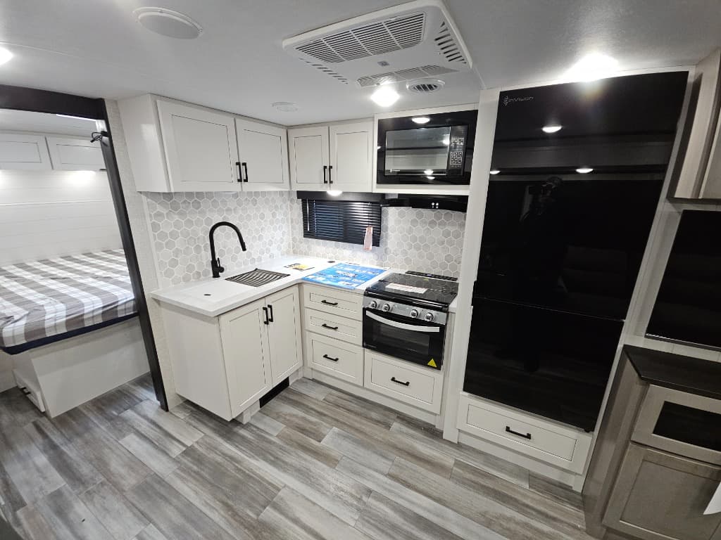 2025 Jayco 2025 Jayco Jay Feather - thumbnail 18