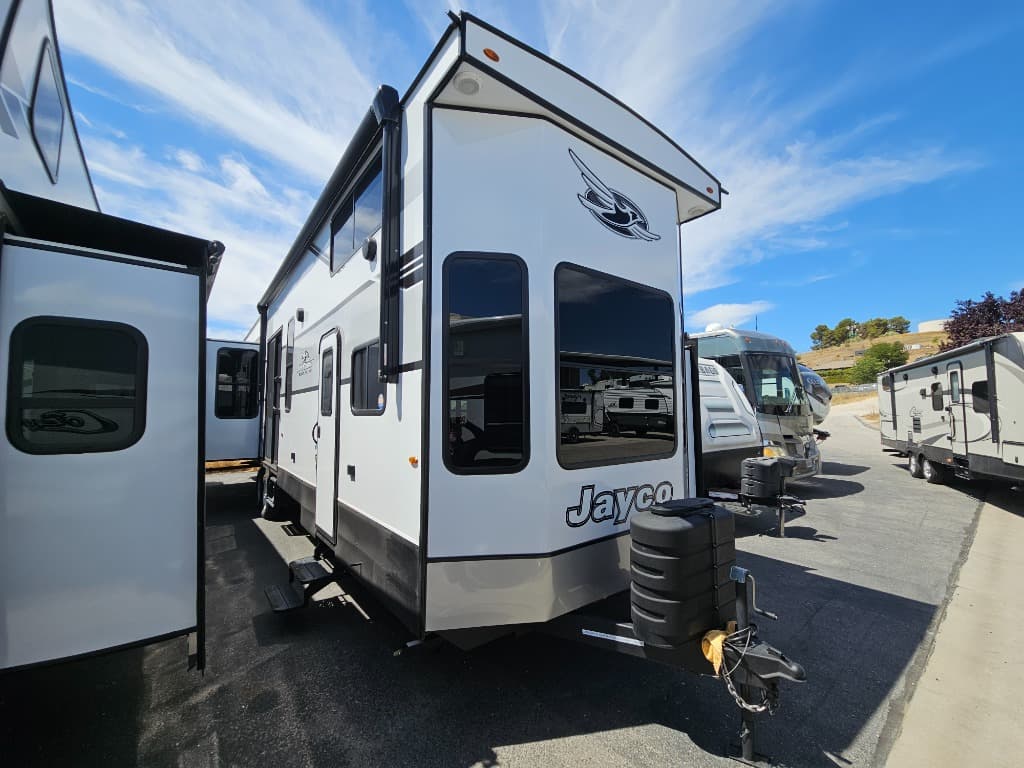 2025 Jayco Jay Flight Bungalow 40DLFT