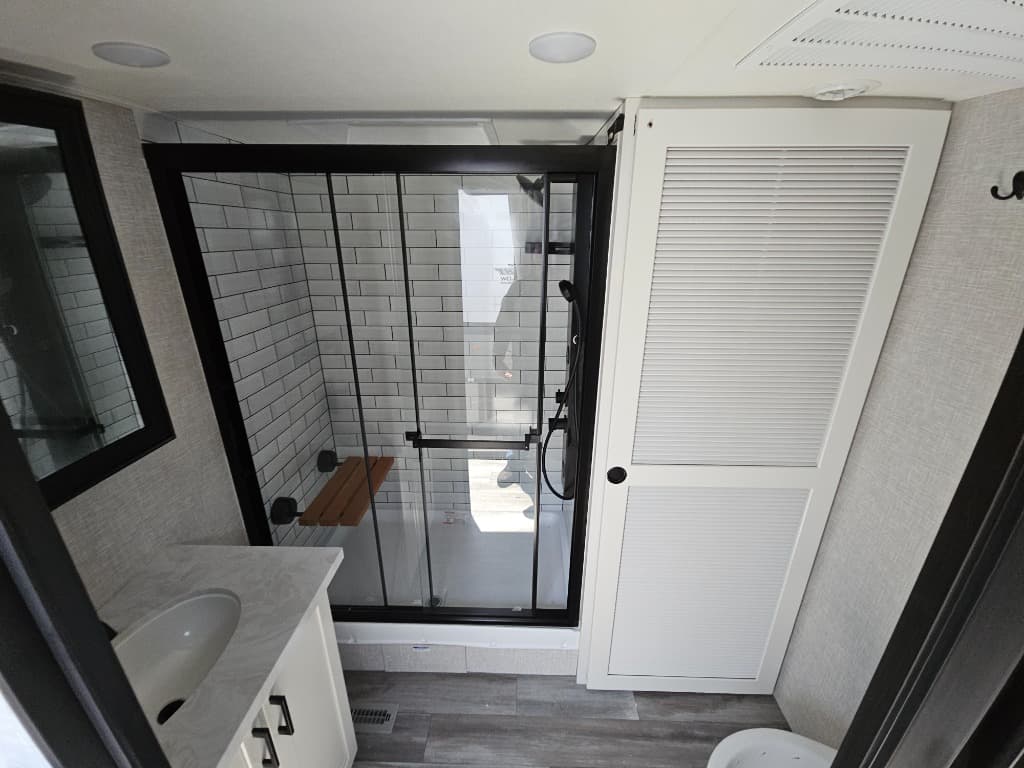 2025 Jayco 2025 Jayco Jay Flight Bungalow - thumbnail 16