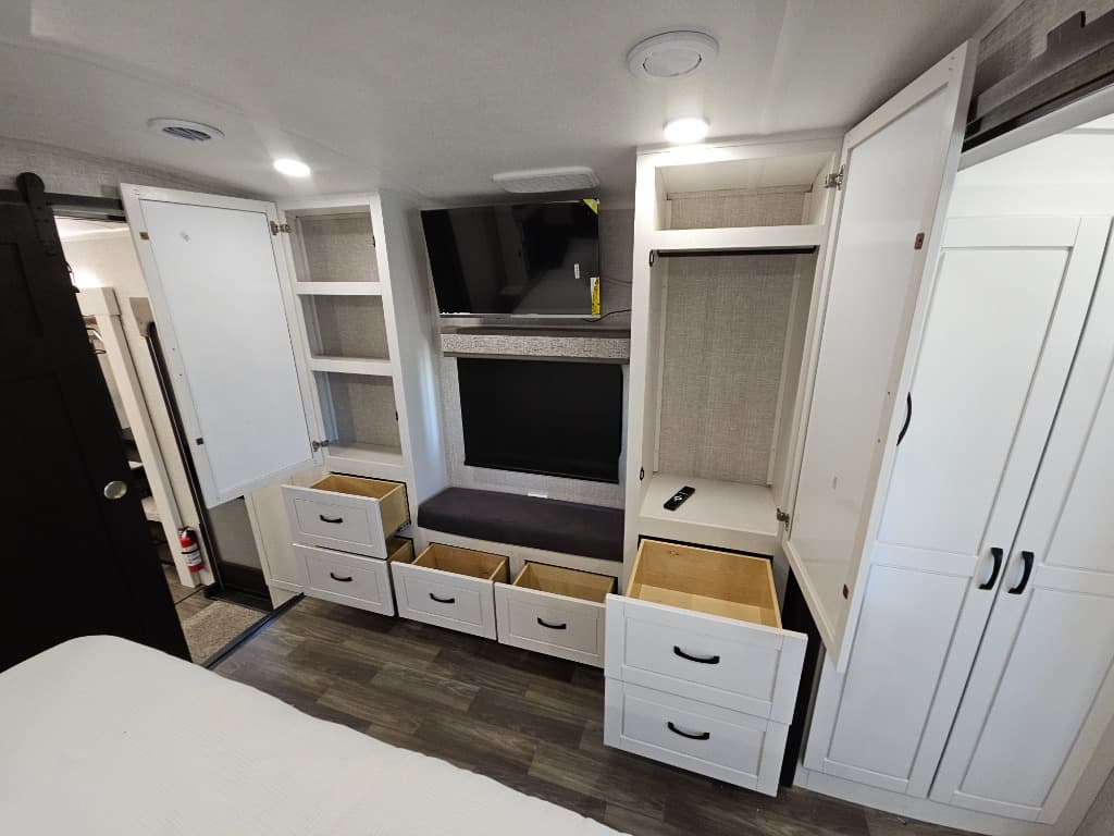 2025 Jayco 2025 Jayco North Point - thumbnail 46