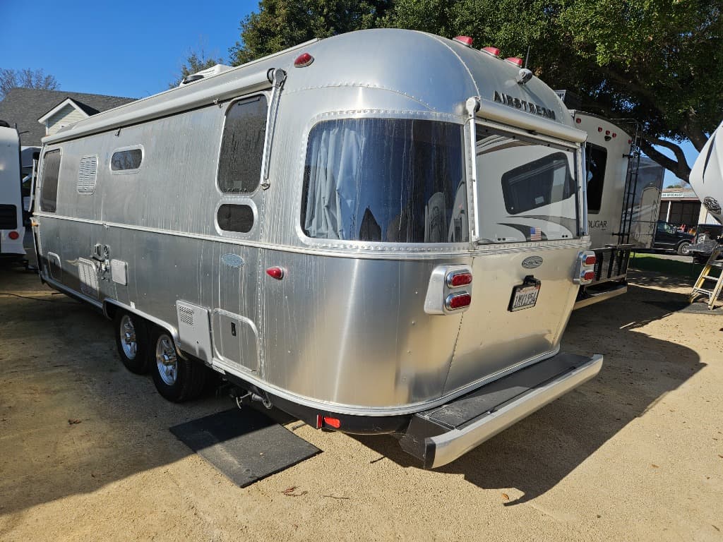 2019 Airstream 2019 Airstream Flying Cloud - thumbnail 4