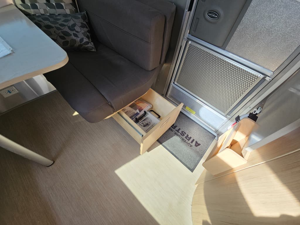 2019 Airstream 2019 Airstream Flying Cloud - thumbnail 12