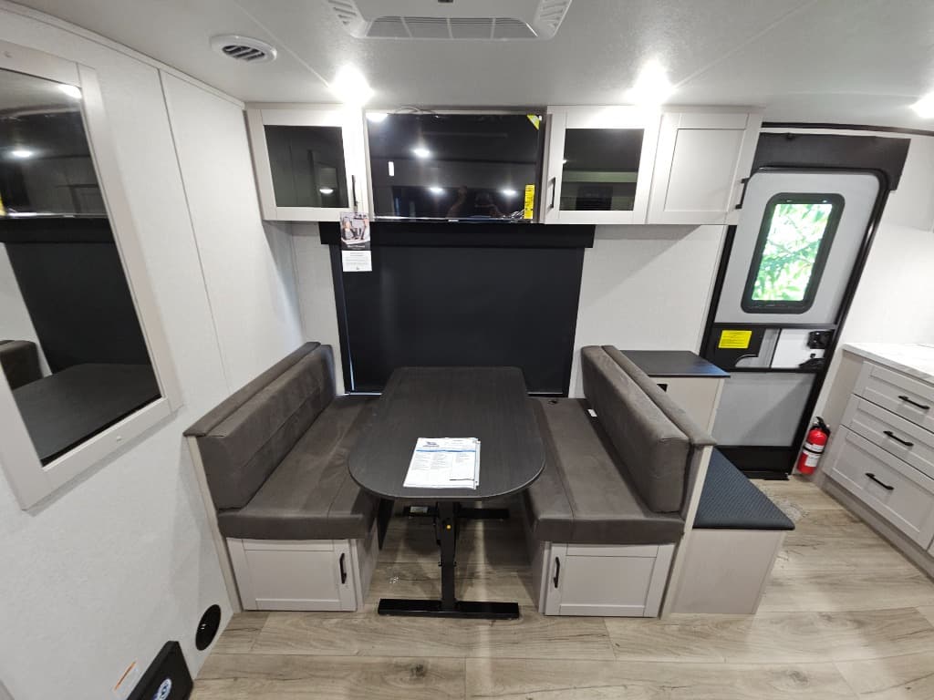 2026 Jayco 2026 Jayco Jay Feather - thumbnail 7