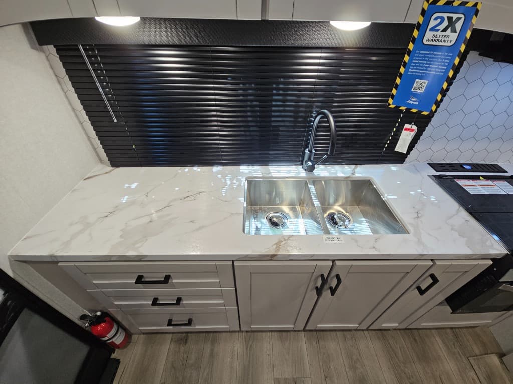 2026 Jayco 2026 Jayco Jay Feather - thumbnail 17