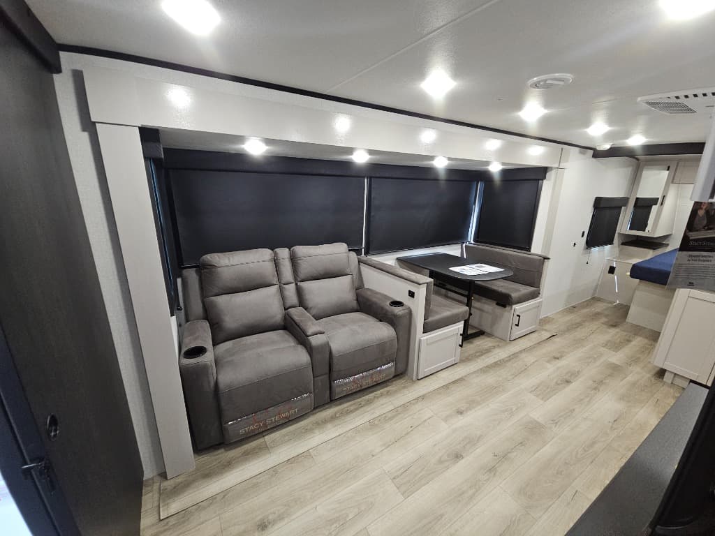 2026 Jayco 2026 Jayco Jay Feather - thumbnail 5