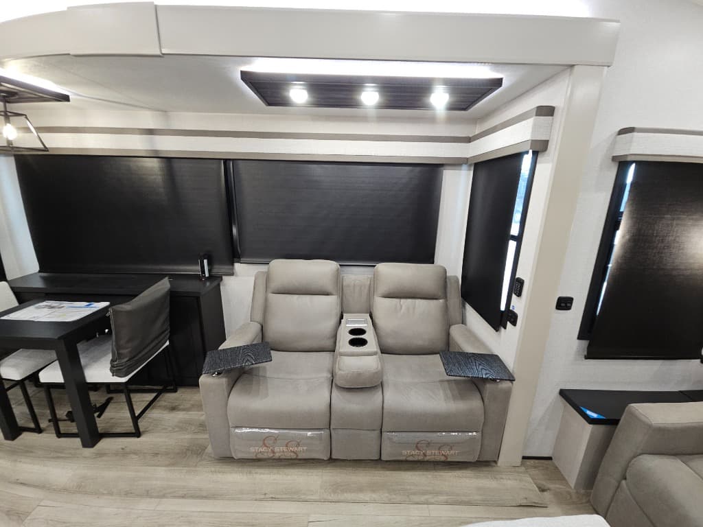 2026 Jayco 2026 Jayco North Point - thumbnail 13