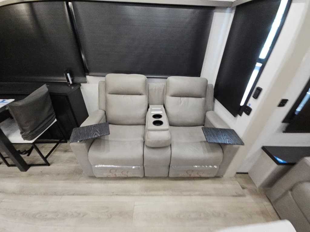 2026 Jayco 2026 Jayco North Point - thumbnail 13