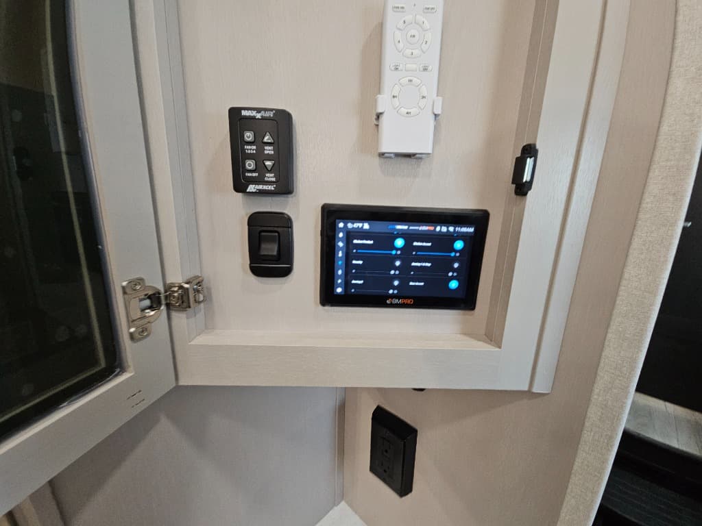 2026 Jayco 2026 Jayco North Point - thumbnail 38