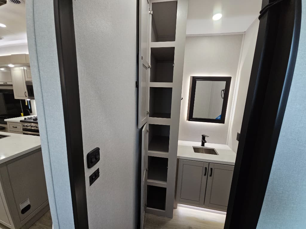 2026 Jayco 2026 Jayco North Point - thumbnail 41