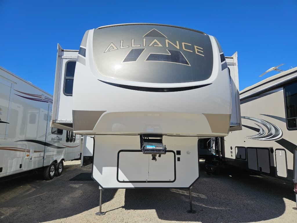 2022 Alliance RV 2022 Alliance RV Paradigm - thumbnail 7