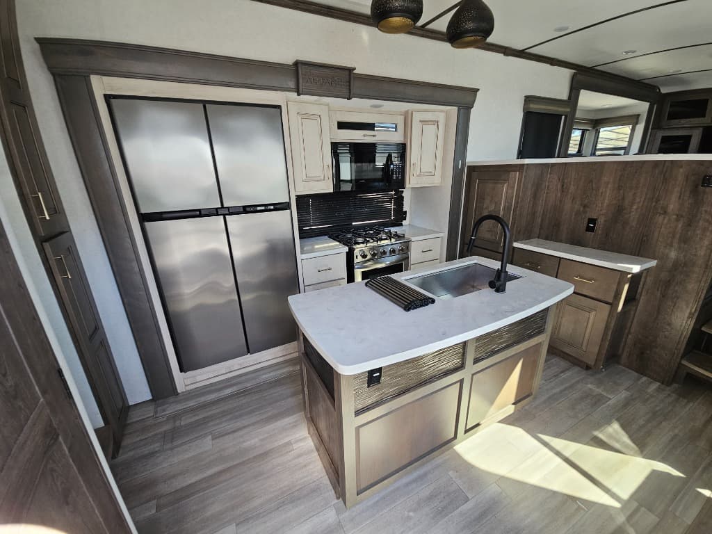 2022 Alliance RV 2022 Alliance RV Paradigm - thumbnail 8