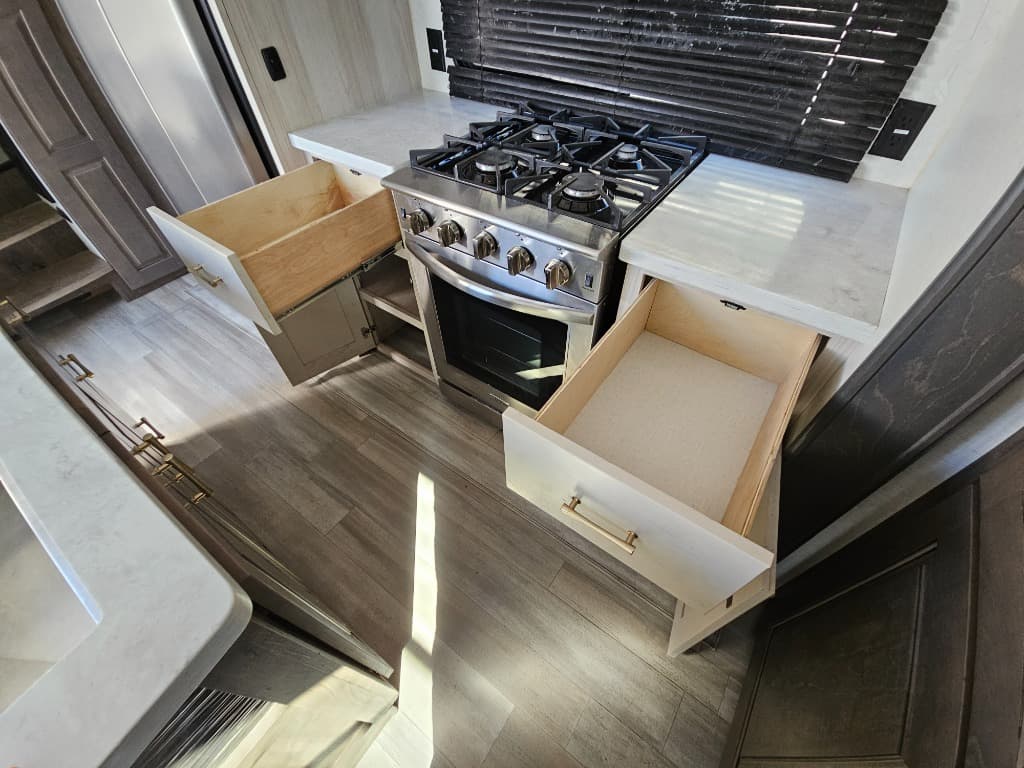 2022 Alliance RV 2022 Alliance RV Paradigm - thumbnail 15