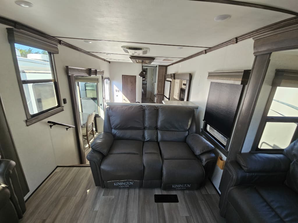 2022 Alliance RV 2022 Alliance RV Paradigm - thumbnail 29