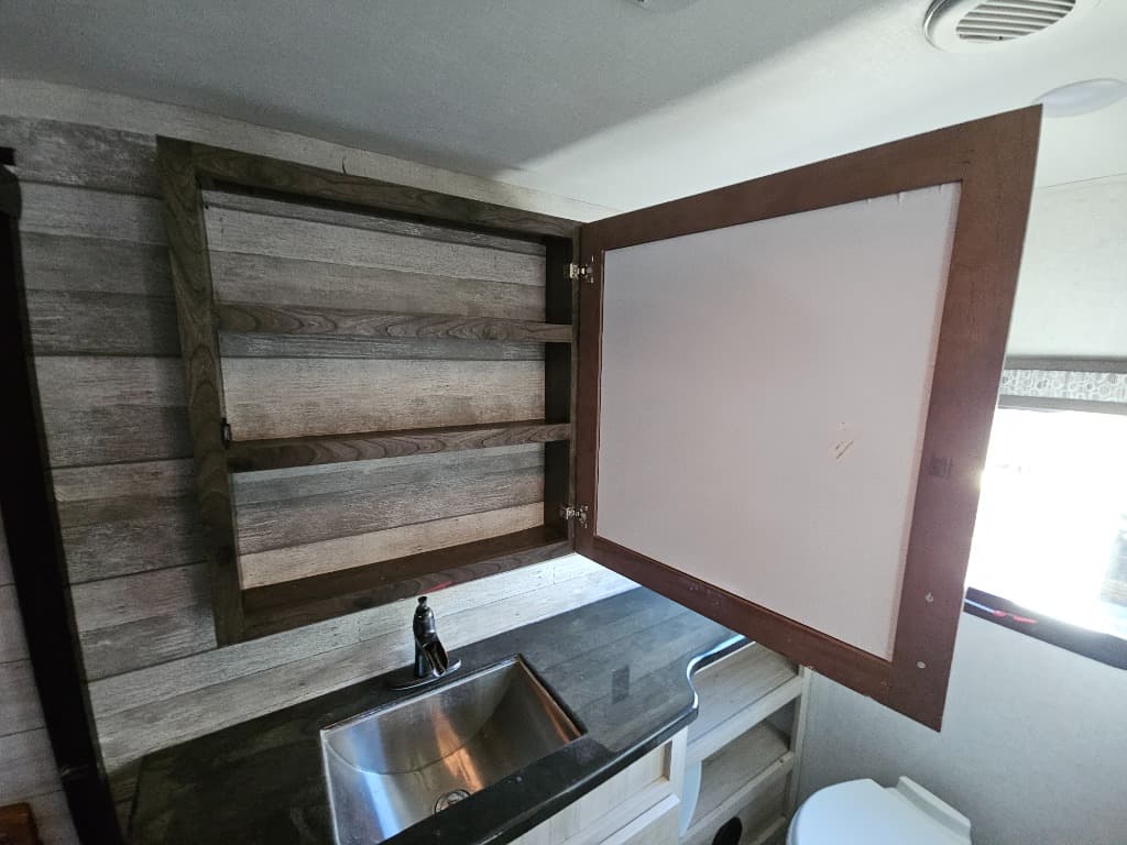 2022 Alliance RV 2022 Alliance RV Paradigm - thumbnail 47