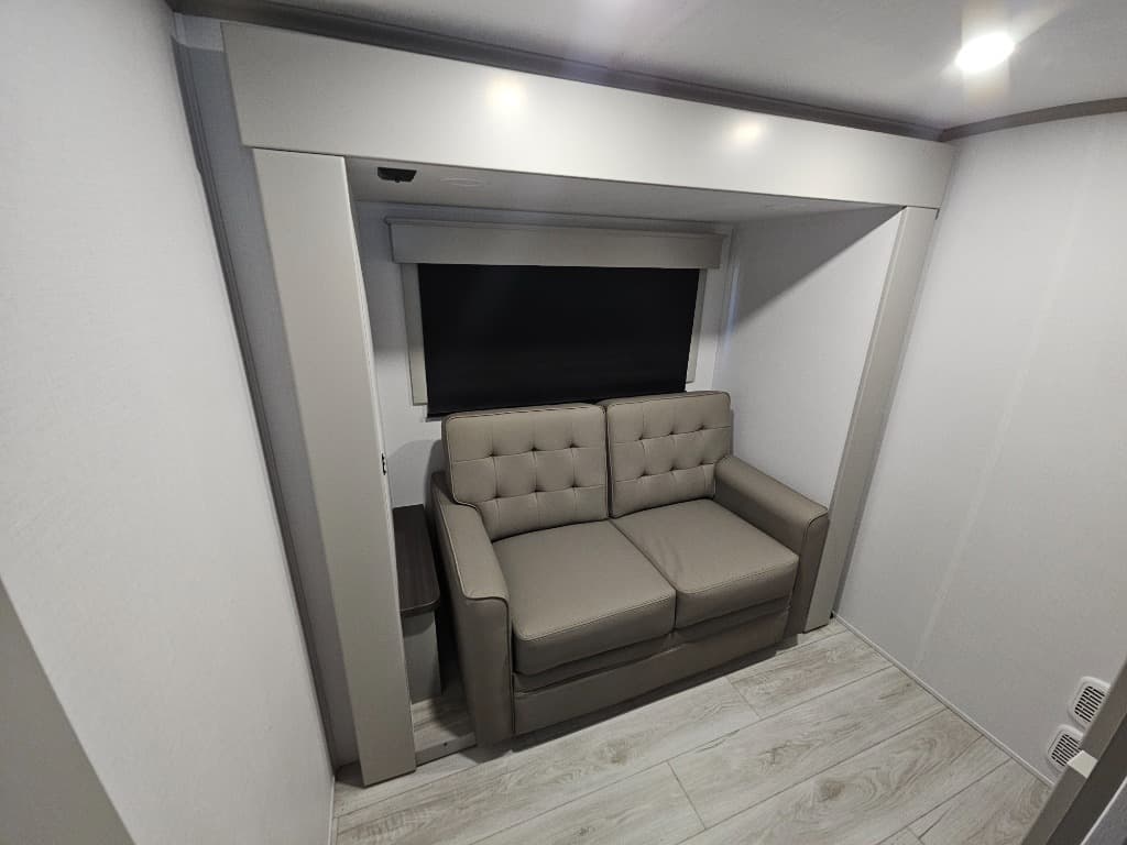 2025 Keystone RV 2025 Keystone RV Montana High Country - thumbnail 30