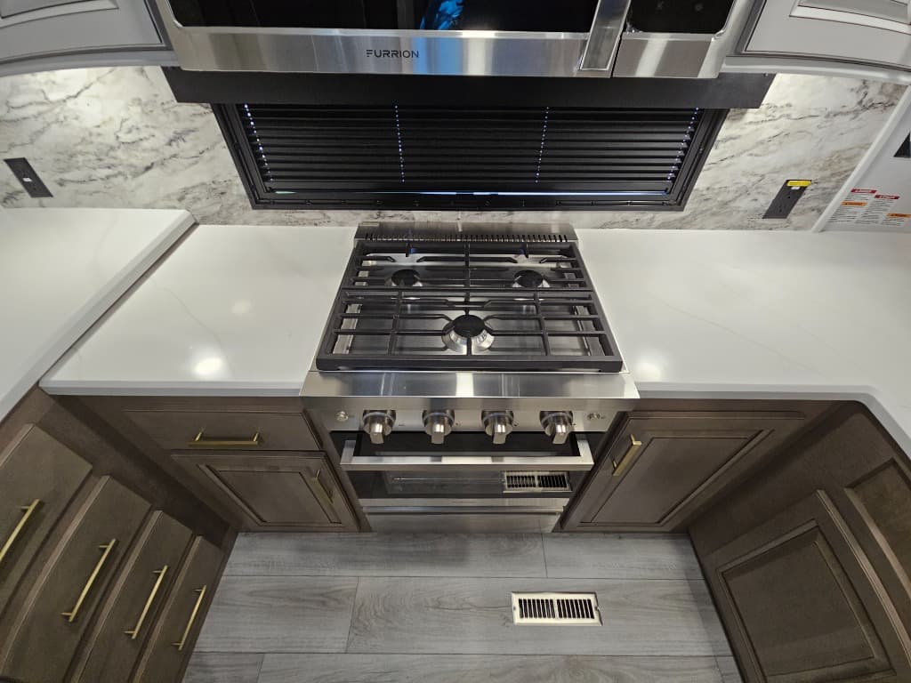 2026 Keystone RV 2026 Keystone RV Montana - thumbnail 26